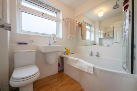 20251014140609 - 2025-10-14_11-25-08 - 17 Westmorl