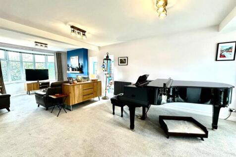 Living room / dinning room , open plan