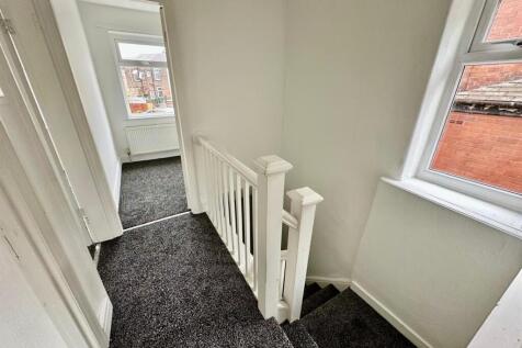 WhatsApp Image 2025-11-03 at 11.39.03_441b521d.jpg