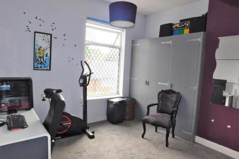 Front bedroom