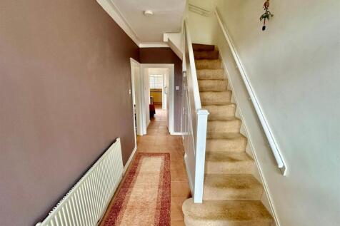 WhatsApp Image 2025-10-06 at 12.02.35_2bd34b92.jpg