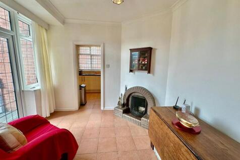 WhatsApp Image 2025-10-06 at 12.02.37_b8876f75.jpg