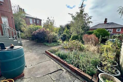 WhatsApp Image 2025-10-06 at 12.02.39_e141884c.jpg