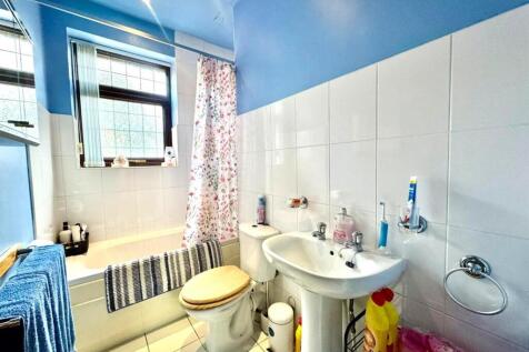 PHOTO-2025-10-10-15-51-59 1.jpg