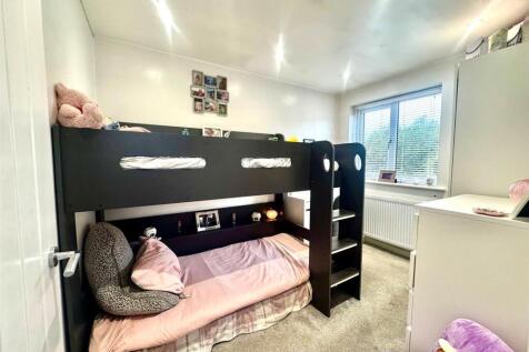 WhatsApp Image 2025-10-21 at 16.12.16 (5).jpeg