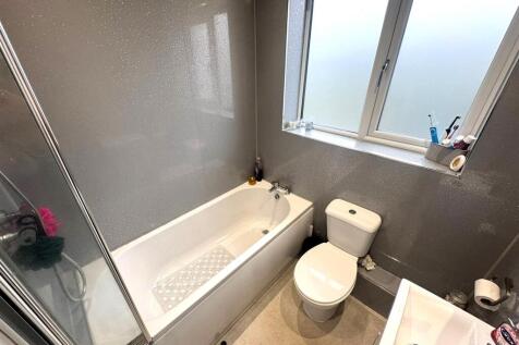 WhatsApp Image 2025-10-21 at 16.12.16 (3).jpeg