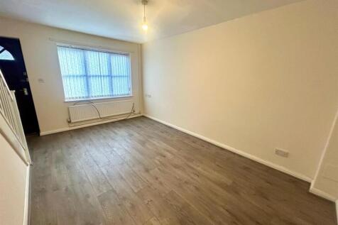 Living room 4.jpg