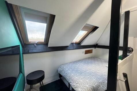 WhatsApp Image 2025-10-28 at 15.30.06.jpeg