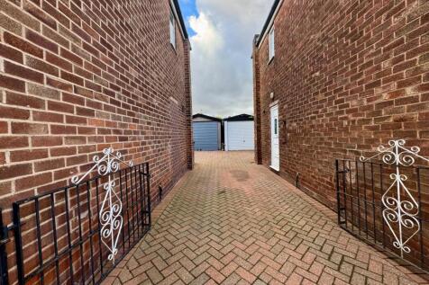 WhatsApp Image 2025-10-28 at 15.30.07 (1).jpeg