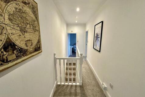 WhatsApp Image 2025-11-05 at 13.52.26_4832048b.jpg