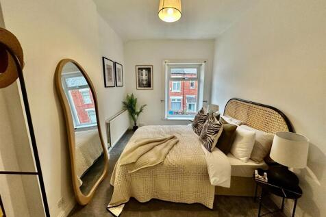 WhatsApp Image 2025-11-05 at 13.52.26_f48d802f.jpg