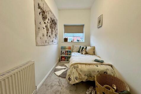 WhatsApp Image 2025-11-05 at 13.52.26_d02b46df.jpg