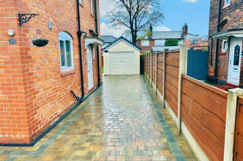 WhatsApp Image 2025-11-12 at 11.54.14_75206139.jpg