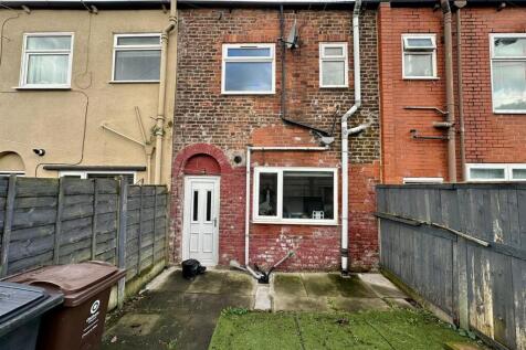 WhatsApp Image 2025-11-13 at 16.40.21_9864f43e.jpg