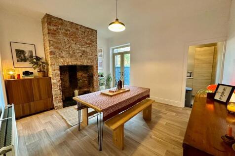 WhatsApp Image 2025-11-16 at 15.24.33_9ae96d76.jpg