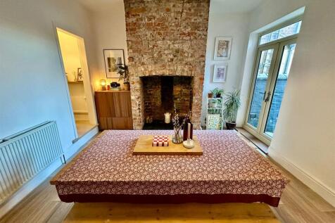 WhatsApp Image 2025-11-16 at 15.24.33_c3093014.jpg