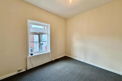 WhatsApp Image 2025-11-16 at 13.31.25.jpeg