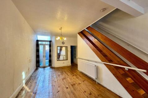 WhatsApp Image 2025-11-25 at 10.51.04.jpeg