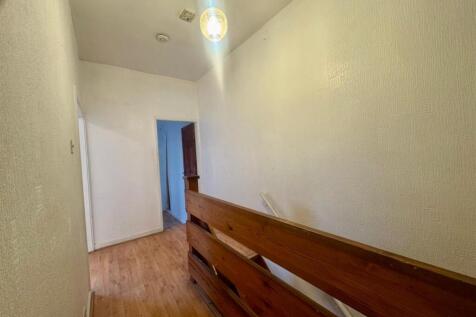 WhatsApp Image 2025-11-24 at 09.32.10 (4).jpeg