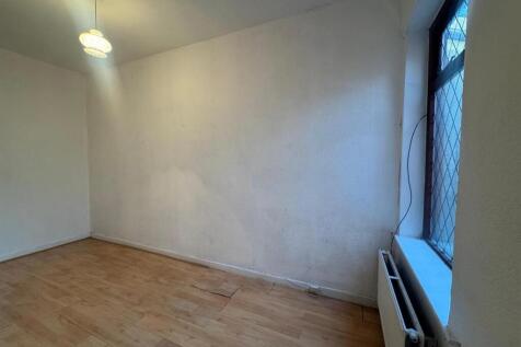 WhatsApp Image 2025-11-24 at 09.32.10 (2).jpeg