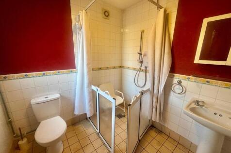 WhatsApp Image 2025-11-24 at 09.32.09.jpeg