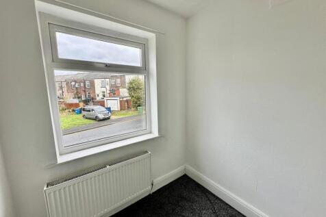 WhatsApp Image 2025-11-03 at 11.39.03_598d1510.jpg