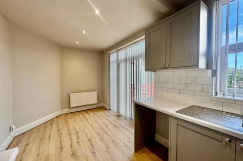 PHOTO-2025-09-30-14-27-40 2.jpg