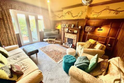 Second Lounge