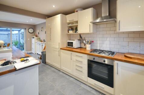 Kitchen/DiningRoom