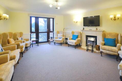 Communal Lounge