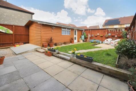 Rear Garden and Cabin