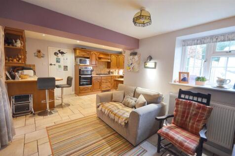 Kitchen/Family Room