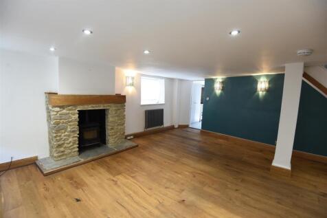 Sitting/Dining Room