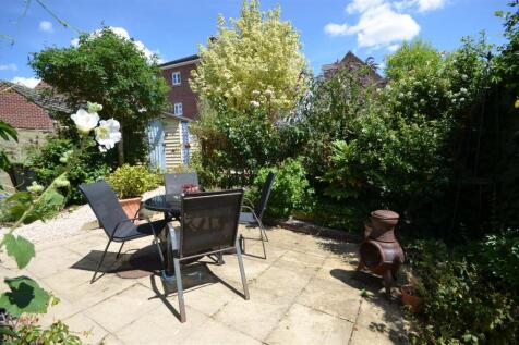 Alfresco Dining Space