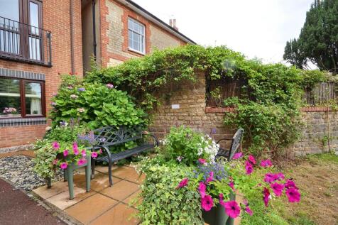 Front Seating Area
