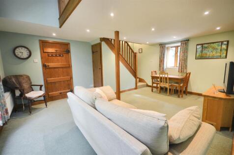 Annexe Sitting/Dining Room