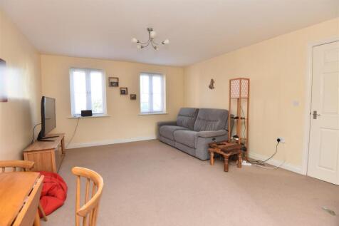 Sitting/Dining Room