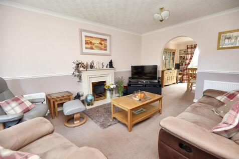 Sitting to Dining Room