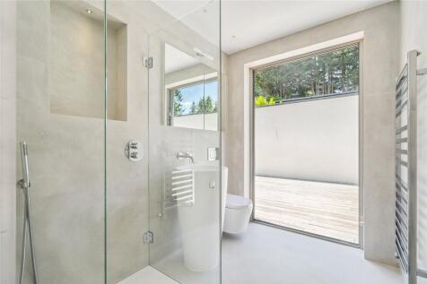 Bedroom 2 En Suite