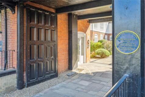 Communal Entrance