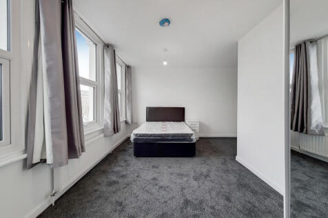 Flat 5 Bedroom