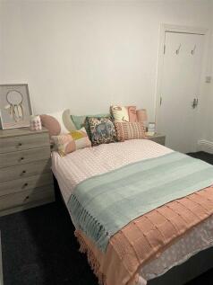 Bedroom 2.3.JPG