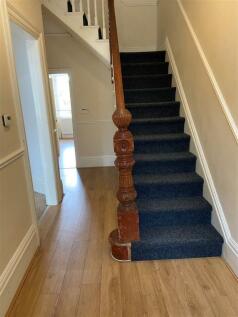 Hallway 1.JPG