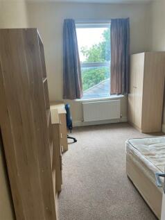 Bedroom 4.JPG