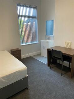 Bedroom 4.JPG