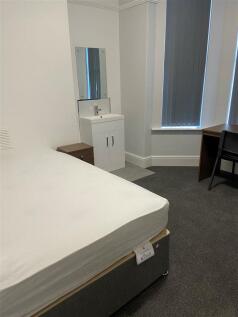 Bedroom 1.JPG