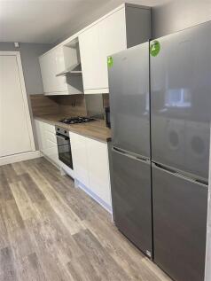 Kitchen 1.JPG