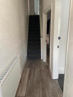 Hallway 1.JPG