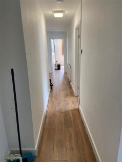 Hallway 1.JPG