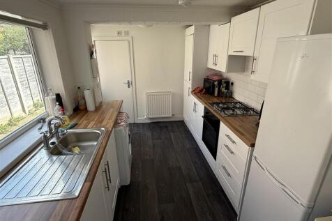 Kitchen.jpg